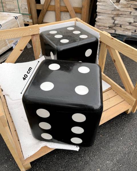 Vente de décoration Dé en marbre pour vos extérieurs et intérieurs à Prevessins 01