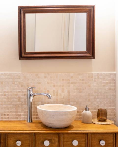 Mosaïque en pierre naturelle pour votre salle de bain à Ville la Grand 74 proche Genève